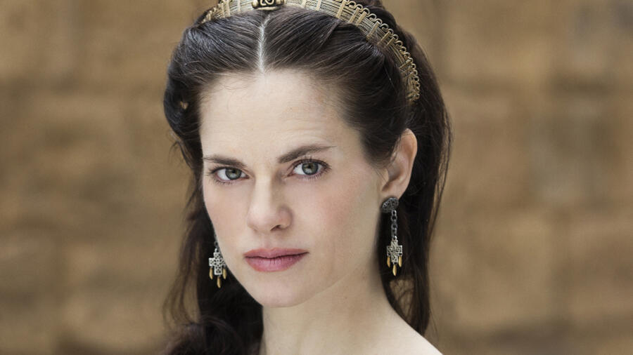Amy Bailey as Princess Kwenthrith, Vikings