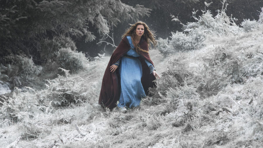 Jessalyn Gilsig as Siggy, Vikings