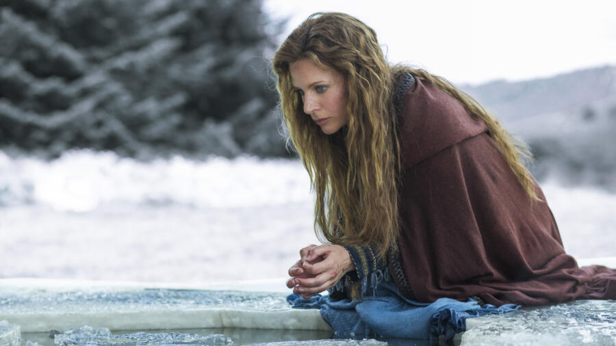 Jessalyn Gilsig as Siggy, Vikings