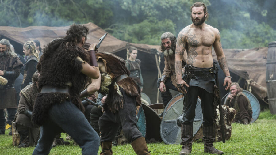 Vikings' Season 3, Episode 8 Review: 'To The Gates