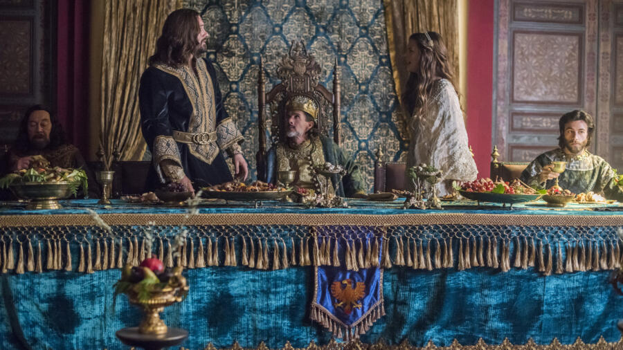 Clive Standen as Rollo, Morgane Polanski as Princess Gisla, Vikings