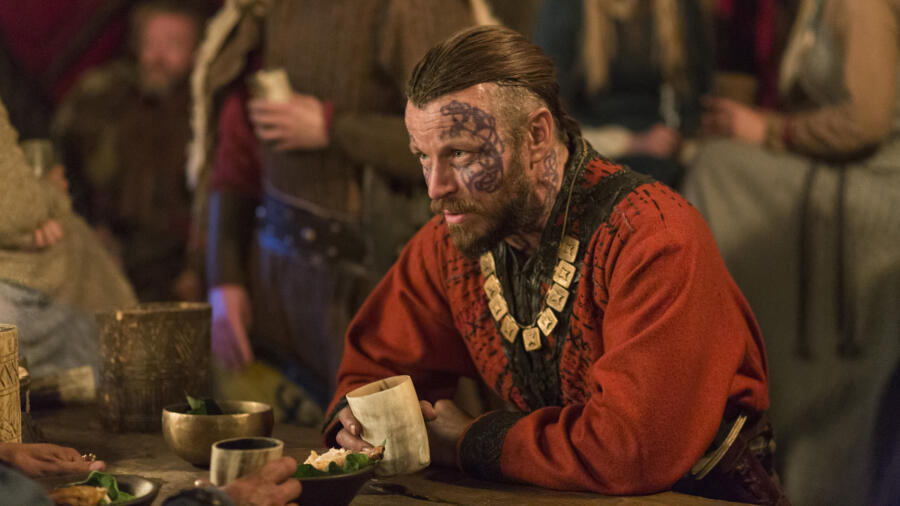 Peter Franzén as King Harald Finehair, Vikings