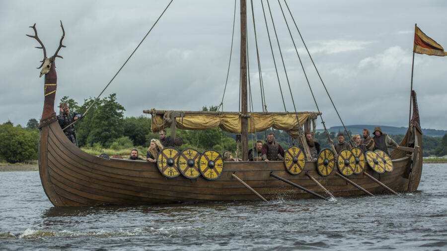 Gustaf Skarsgård, Maude Hirst, Peter Franzén, Vikings