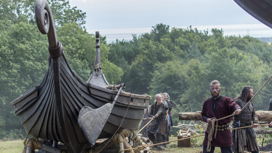 Peter Franzén as King Harald Finehair, Vikings
