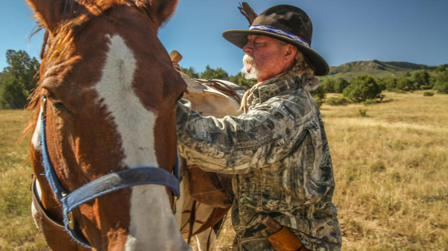 Mountain Men, Kyle Bell