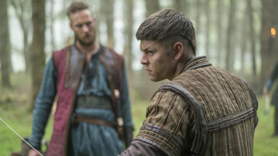 Jordan Patrick Smith as Ubbe and Alex Høgh Andersen as Ivar, Vikings