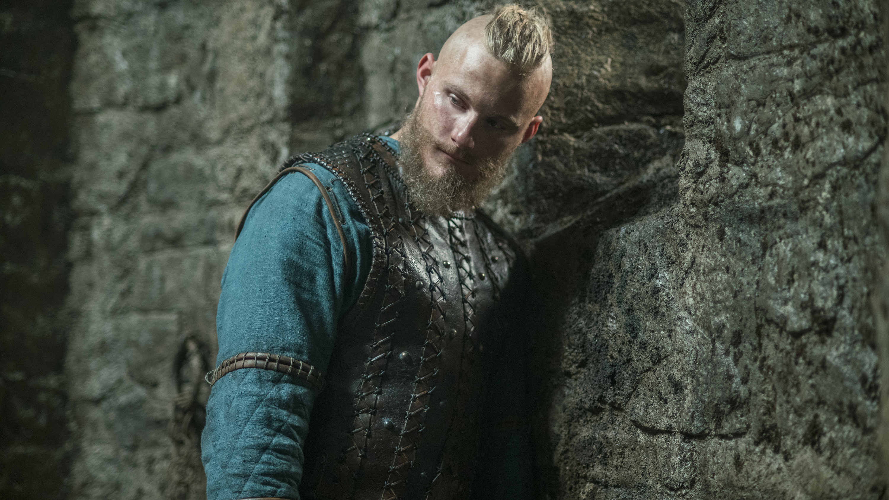 Season 4, Episode 13: Two Journeys - Vikings | HISTORY Channel