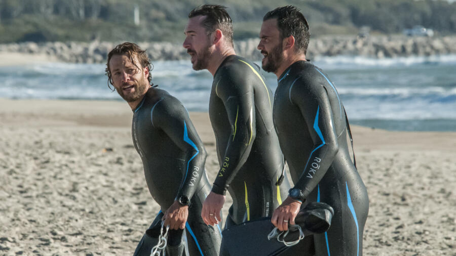 Kyle Schmid as Alex Caulder, Barry Sloane as Joe "Bear" Graves and Juan-Pablo Raba as Ricky "Buddha" Ortiz, SIX