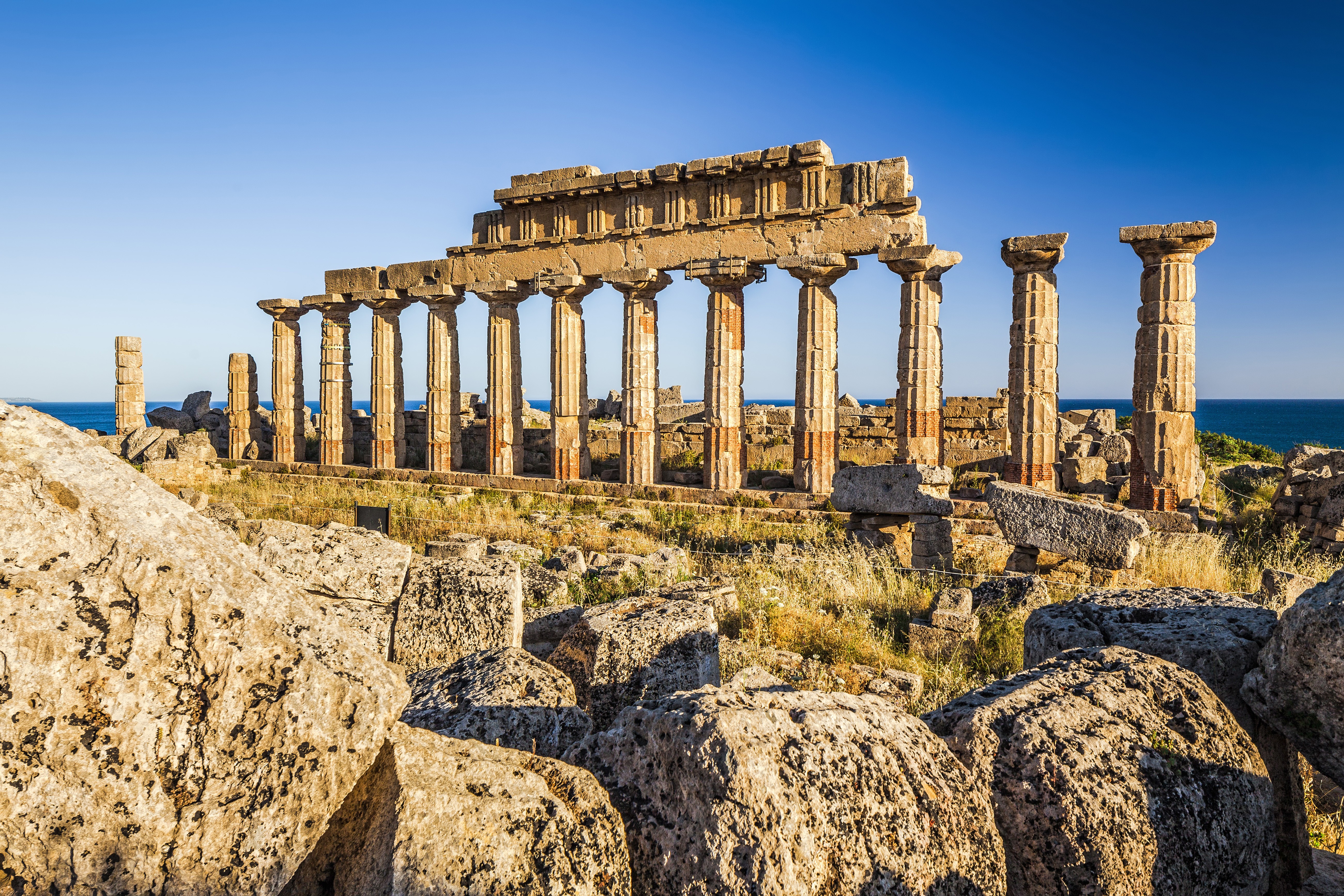 Ancient Greece: Uncovering The Acropolis'S Past - vs4y9ow