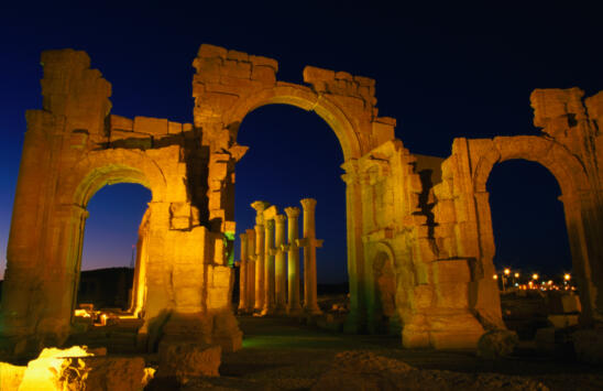 Palmyra Arch That Survived ISIS Will Be Recreated in New York and London