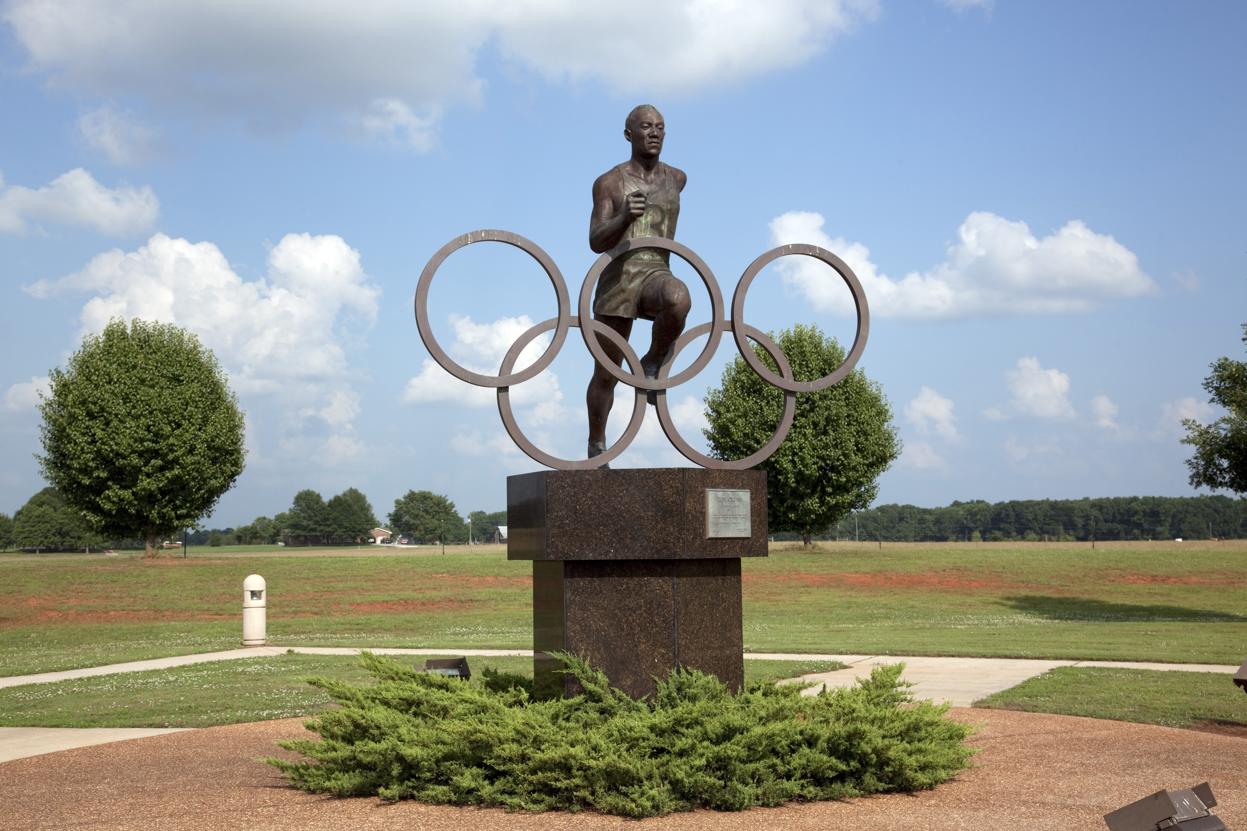 10 Things You May Not Know About Jesse Owens History