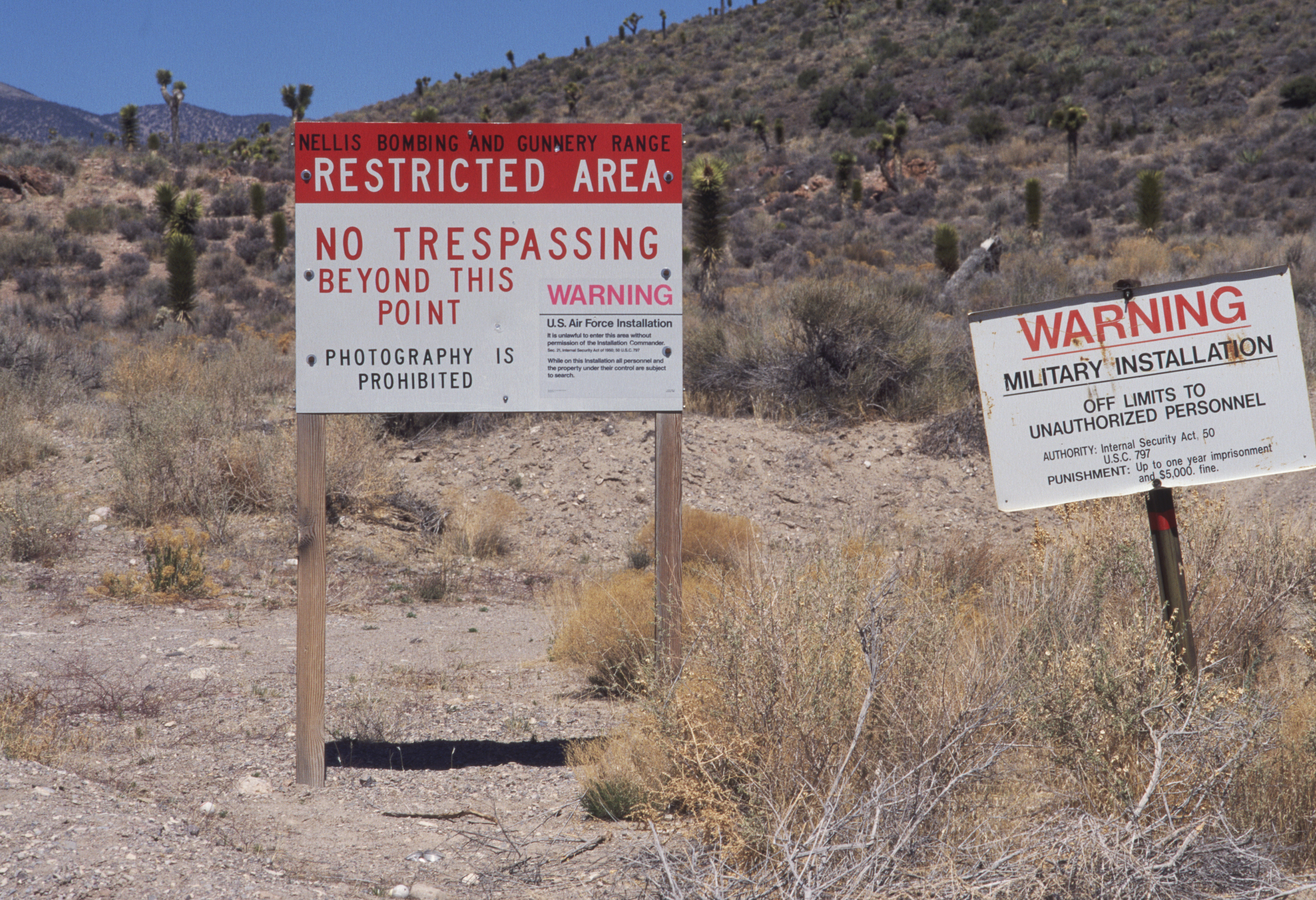 UFOs_Area-51_restricted-military-area-known-for-alien-incident_Corbis.jpg
