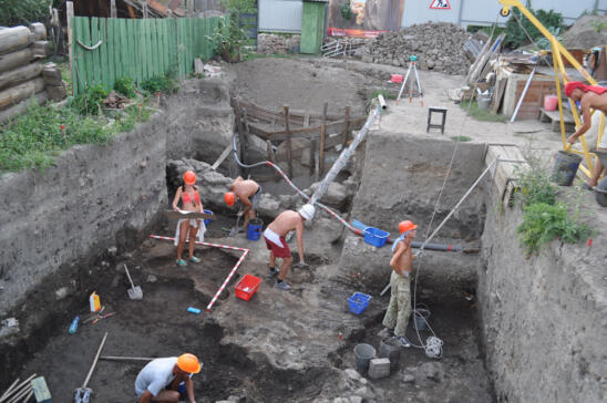 Archaeologists Reveal City Ruled By Genghis Khan’s Heirs