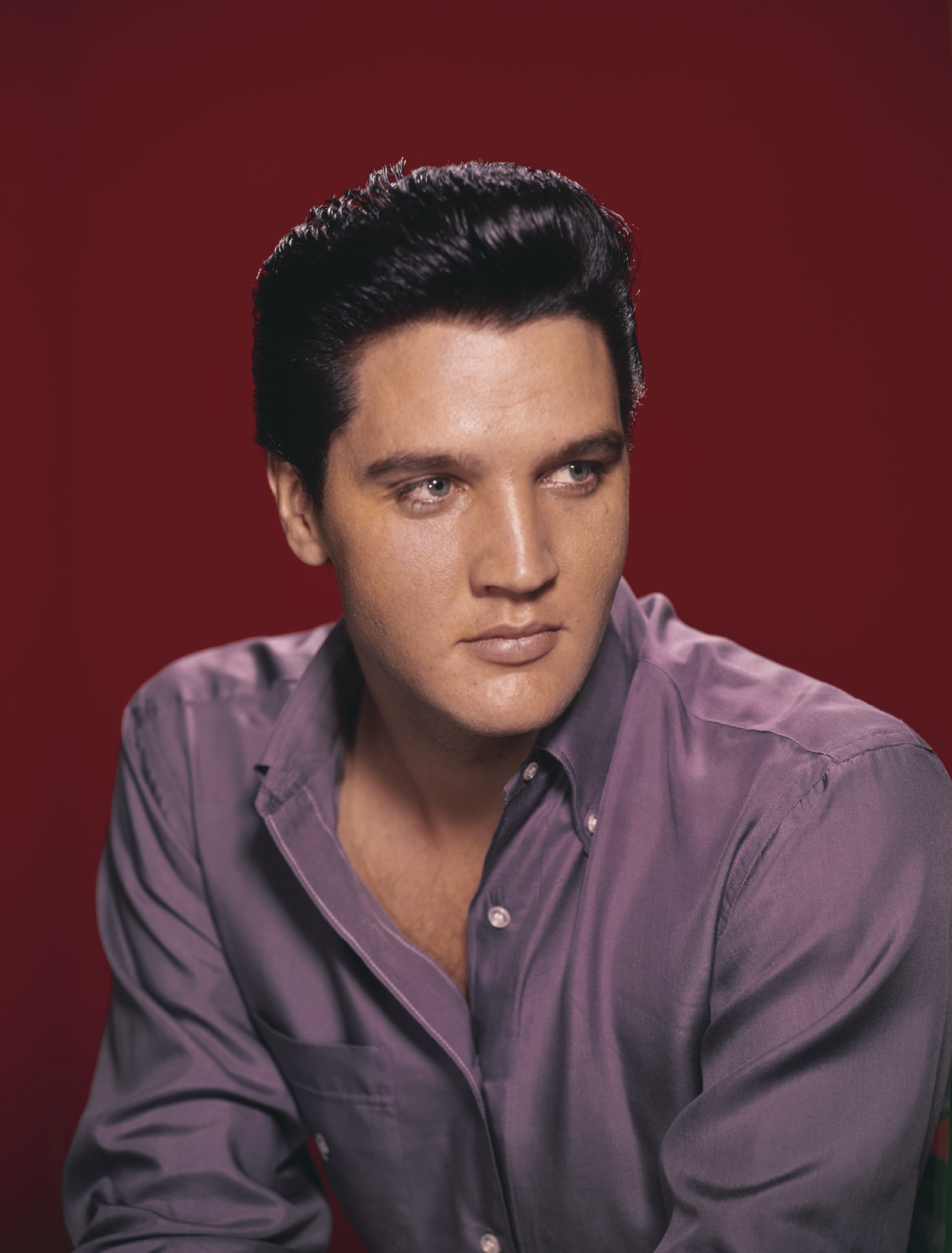 7 Fascinating Facts About Elvis Presley - HISTORY
