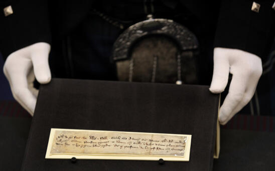 700-Year-Old William Wallace Letter Finally Reaches Scotland