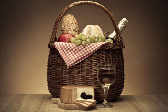 History in a Basket: It’s Picnic Time!
