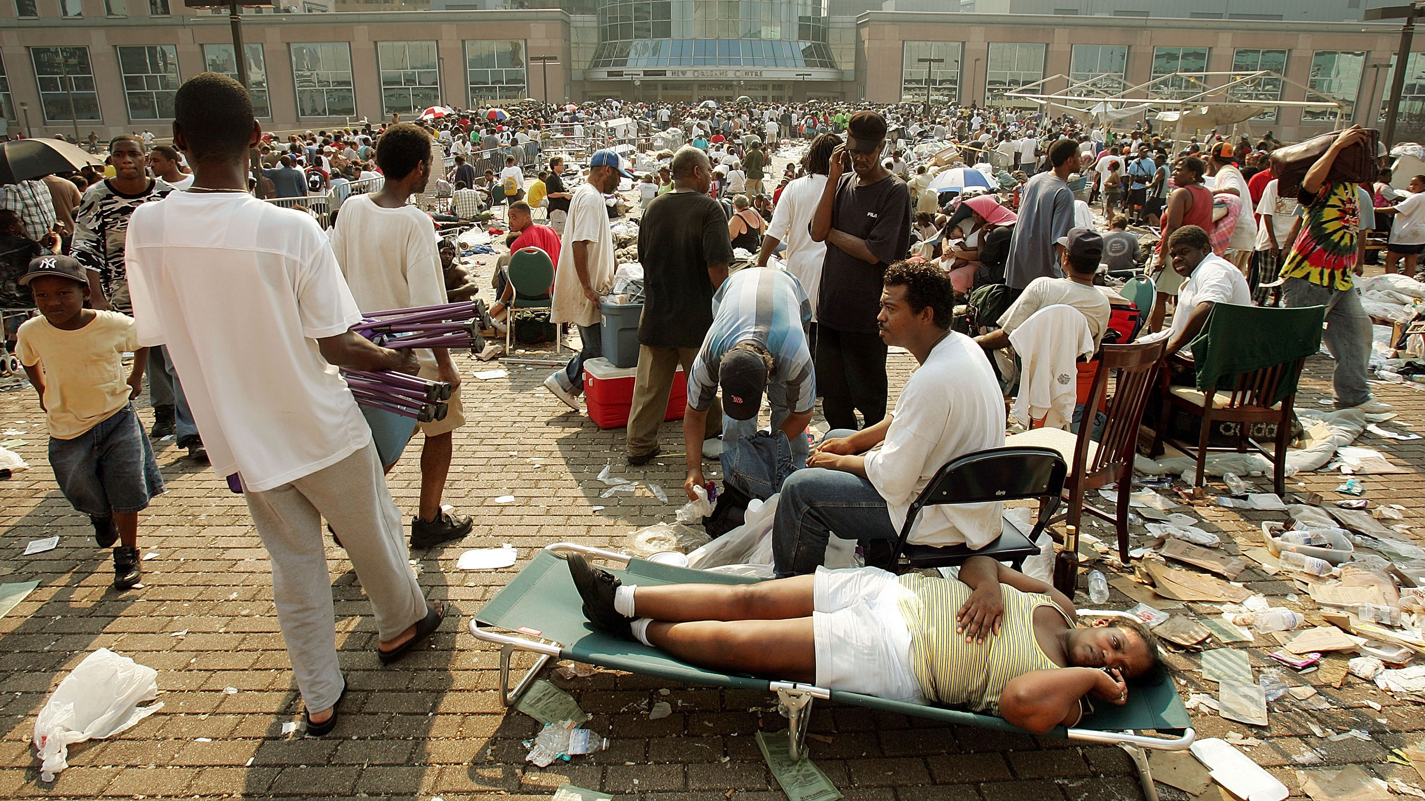 Hurricane Katrina Aftermath People 