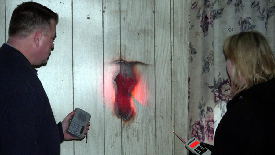 Paranormal investigator Dave Spinks and his assistant Haley Sharp examine a mysterious burn