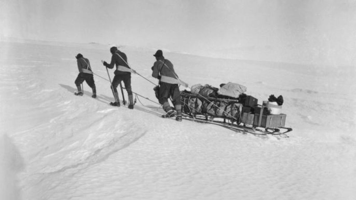 The Treacherous Race to the South Pole