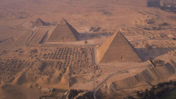 How Did Egyptians Build the Pyramids? Ancient Ramp Find Deepens Mystery