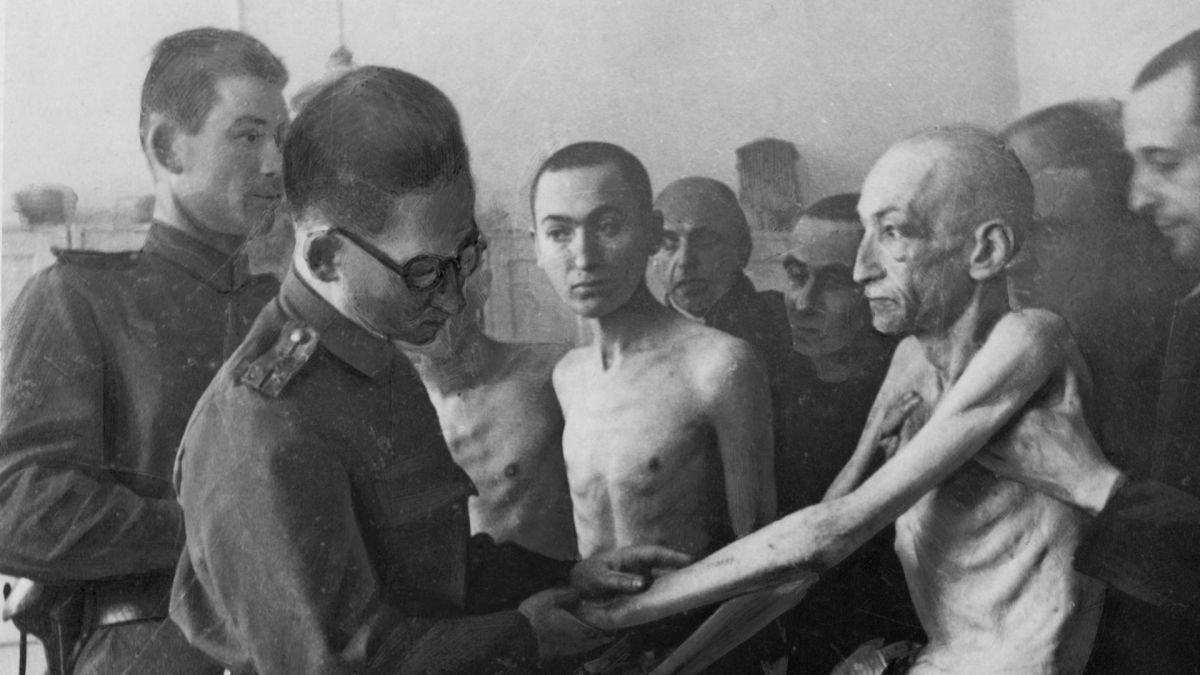  The Shocking Liberation of Auschwitz: Soviets ‘Knew Nothing’ as They Approached