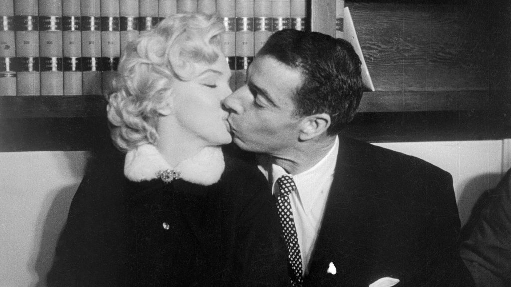 How Marilyn Monroe and Joe DiMaggio Became The Ultimate Power Couple