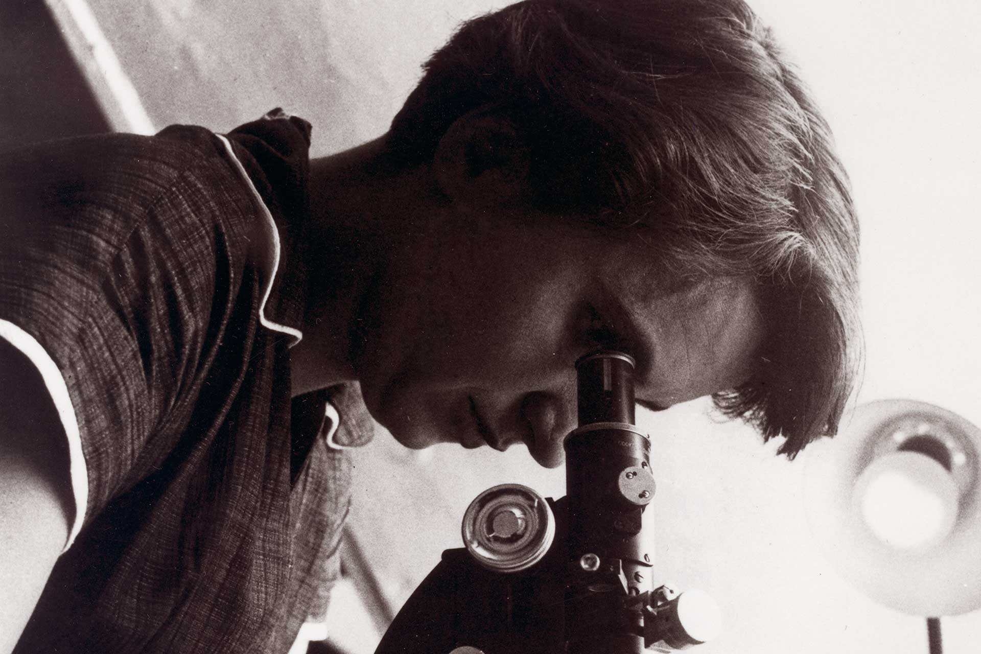 Rosalind Franklin’s Overlooked Role in the Discovery of DNA’s Structure