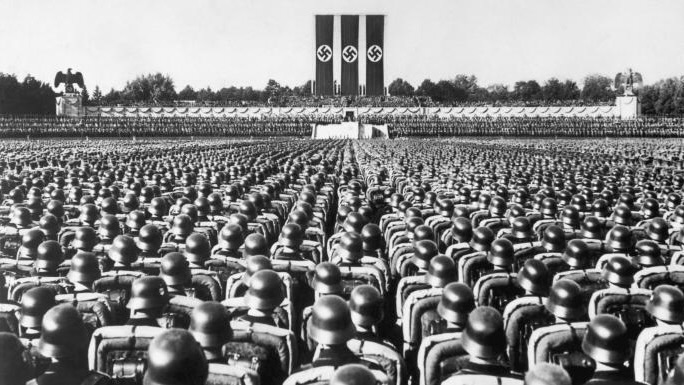 What’s the Difference Between Authoritarianism and Totalitarianism?