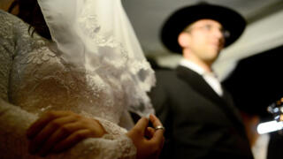 Shalom! Your Guide to Orthodox Jewish Wedding Phrases