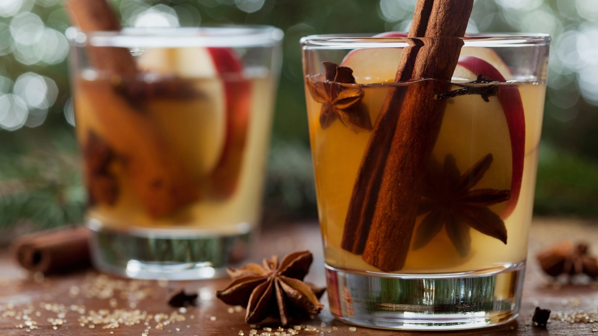 6 Delicious Craft Cocktails to Try for Fall
