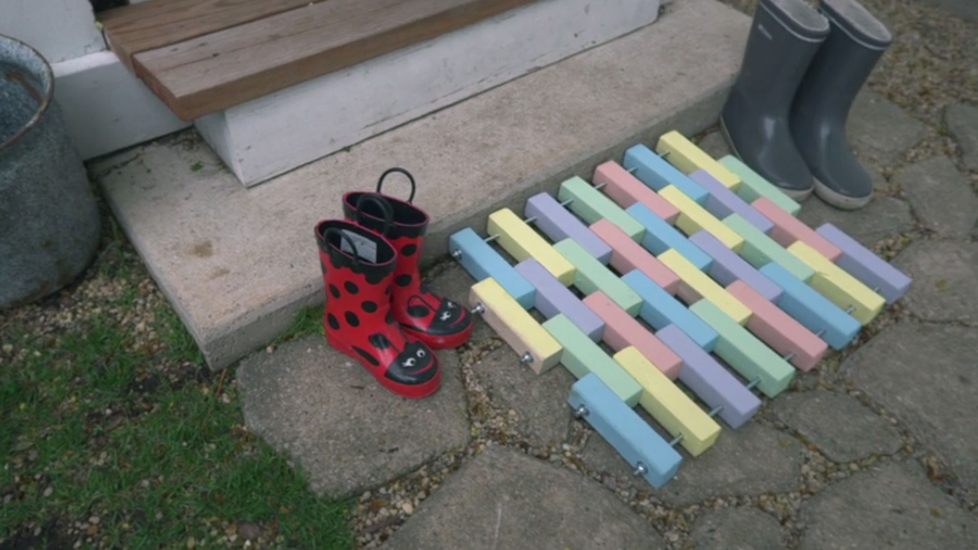 DIY Video: Wooden Doormat