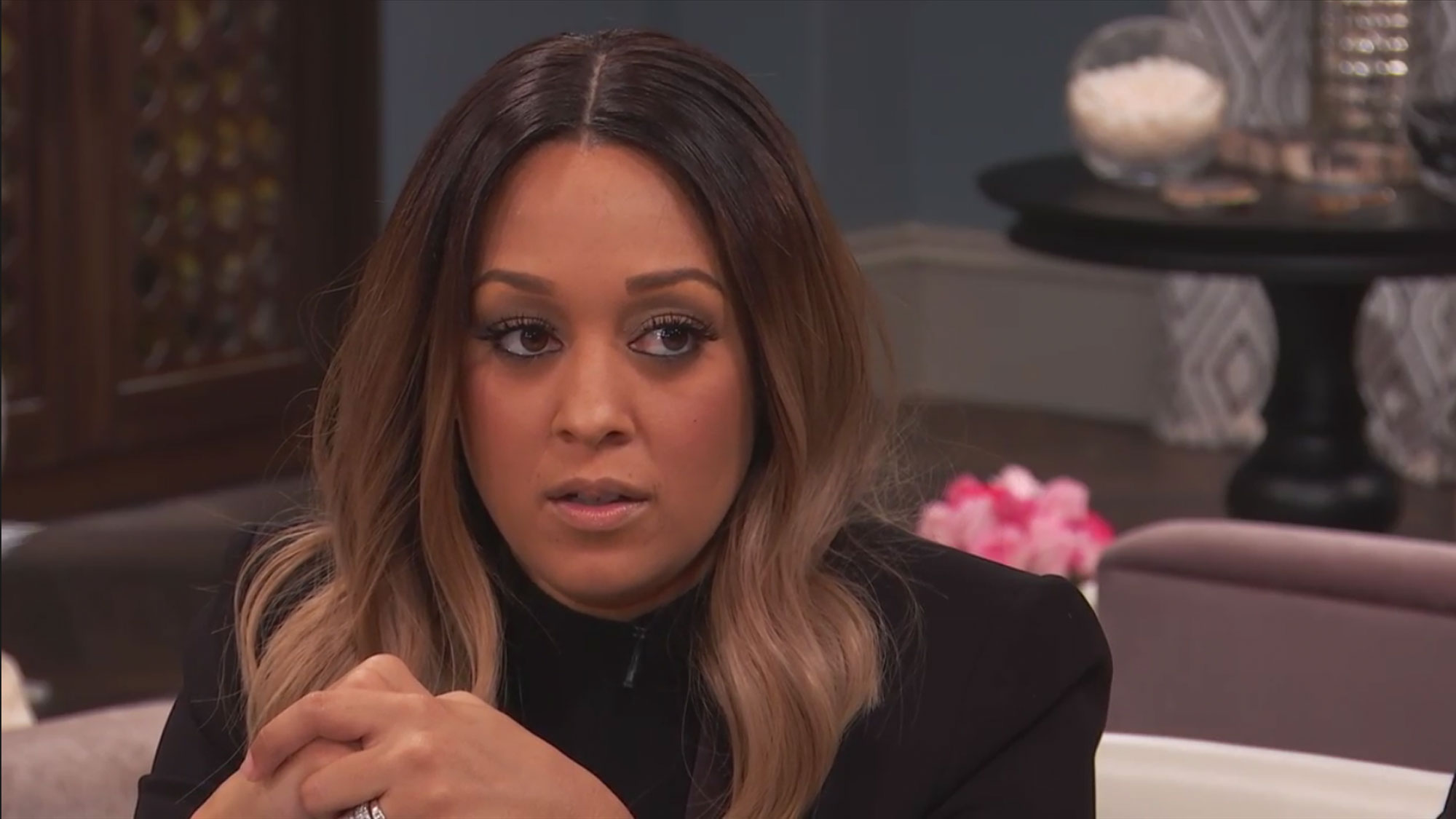 Tia Mowry-Hardrict and Khloé Talk About Interracial Relationships and Racism