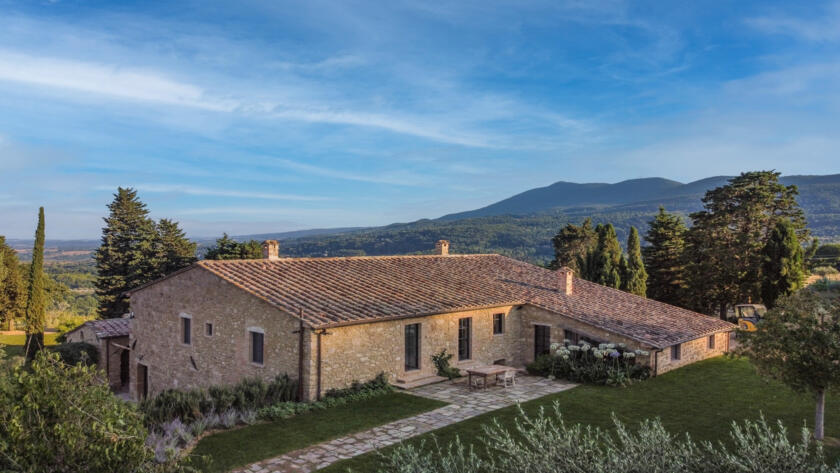 A view of Rachael’s Tuscan home.