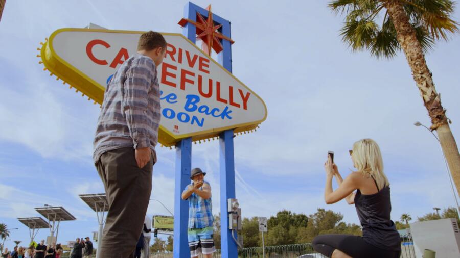 Sean shows off his new tattoo