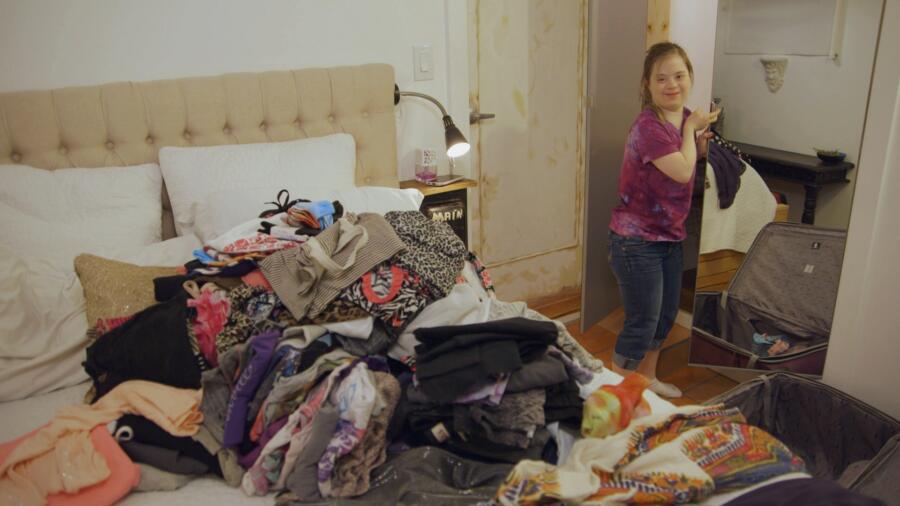 Megan moves into her L.A. home