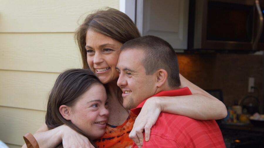 Kris greets Cristina and Sean