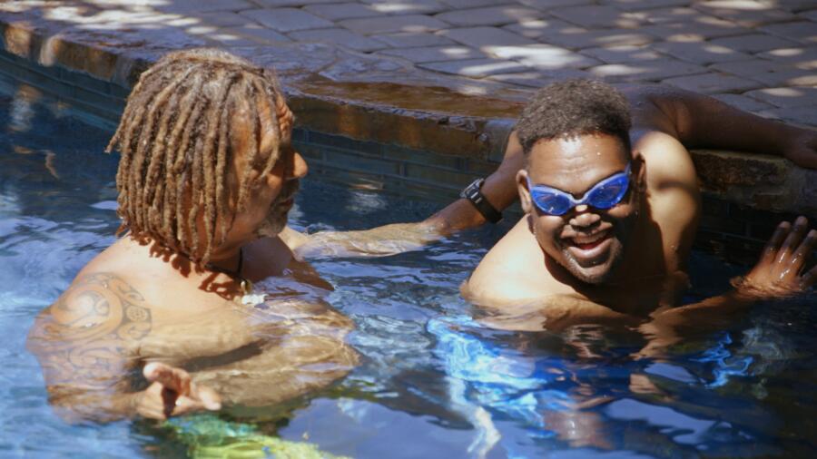 John gets swimming pointers