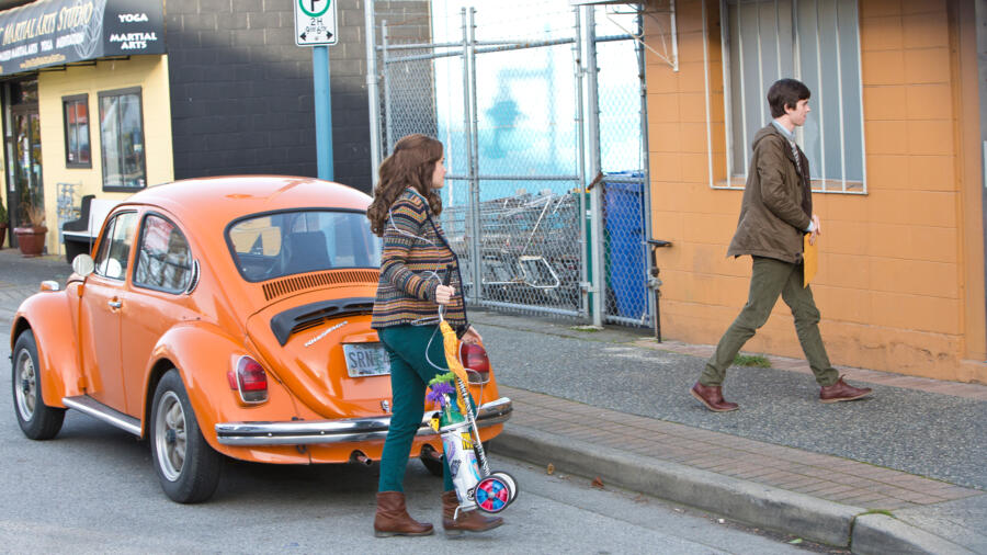 Emma takes Norman to post bail