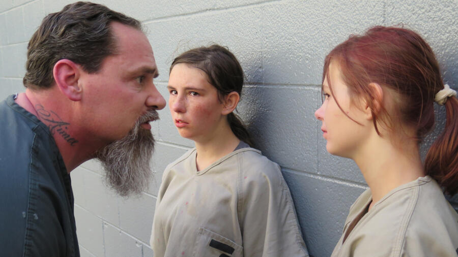 Sisters Kerina and Siera get a verbal smackdown