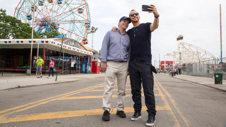 Paul and Donnie take a selfie.