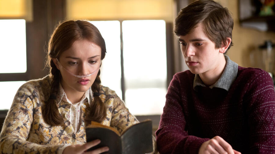 Emma and Norman review manga