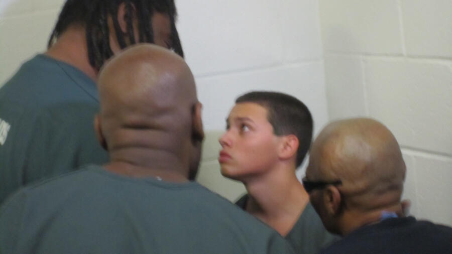 Barry does not want to fight Perry