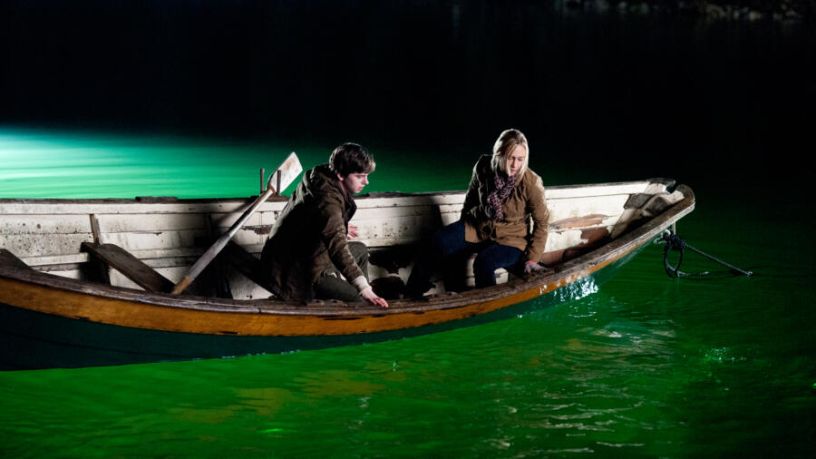 The Bates dump Summers' body in bay