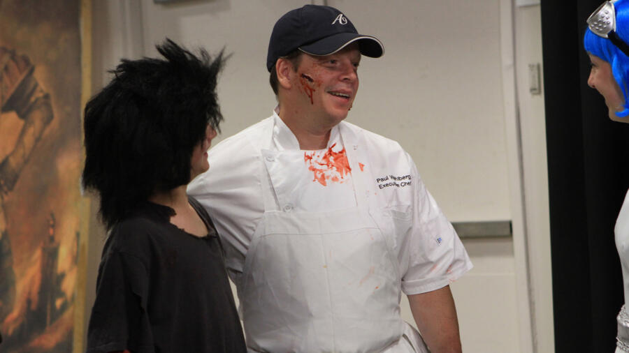 Paul rocks a zombie look