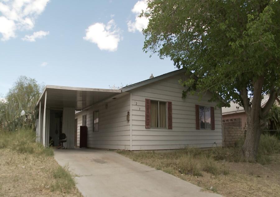 This house that Scott and Amie purchased to flip doesn't look too bad from the outside.