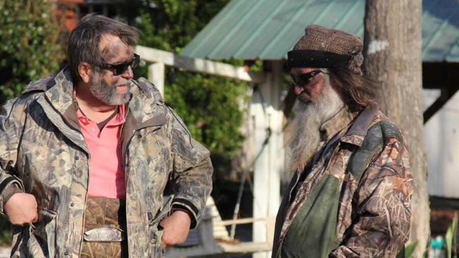 Phil begrudgingly invites his brother-in-law Gordon to go hunting with him and Jep. Gordon kills one duck, but Jep and Phil say that was just "yuppie luck."
