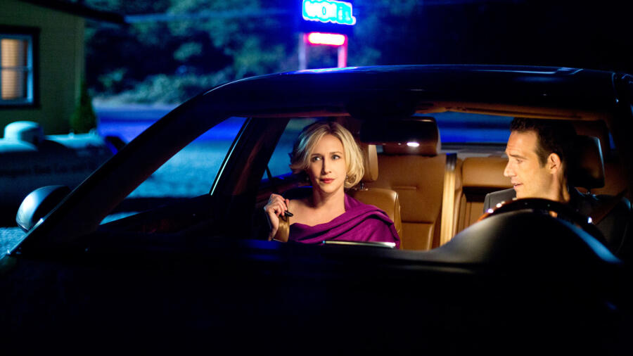 George asks Norma out again.