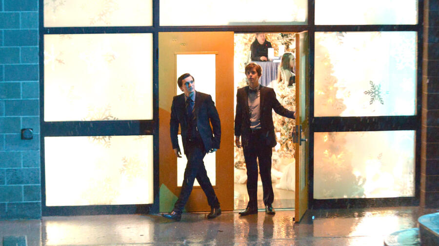 Richard tells Norman to leave Bradley alone