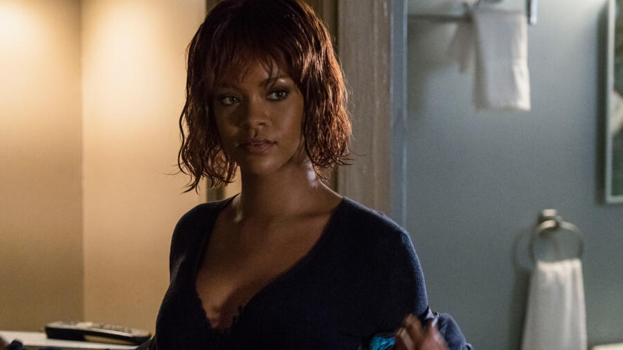 Marion asks Norman if there’s anywhere nearby that she can get a bite to eat.