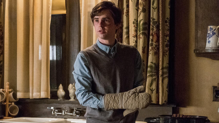 Norman tells Dylan how happy their mother will be to see him.